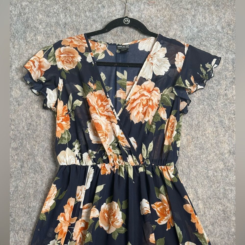 Kate and Lily Fit‎ & Flare Dress Women's 6P Navy Floral Pleated V-Neck Partywear - Picture 2 of 4